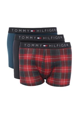 Tommy Hilfiger   3 .