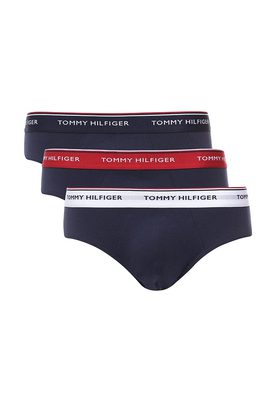 Tommy Hilfiger   3 .